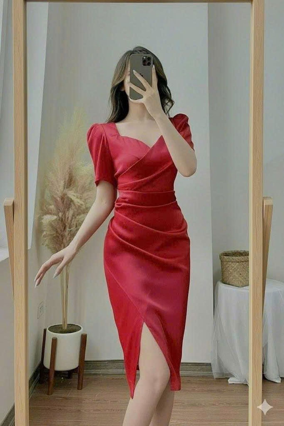 Đầm cổ vuông tim nhúng eo cao cấp Đầm cổ vuông tim nhúng eo cao cấp