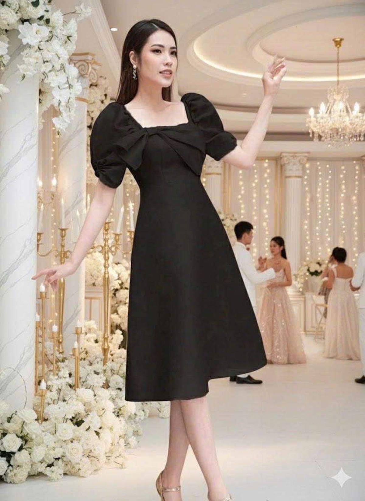 Đầm nữ xoè cổ vuông nơ cao cấp sang trọng Đầm nữ xoè cổ vuông nơ cao cấp sang trọng