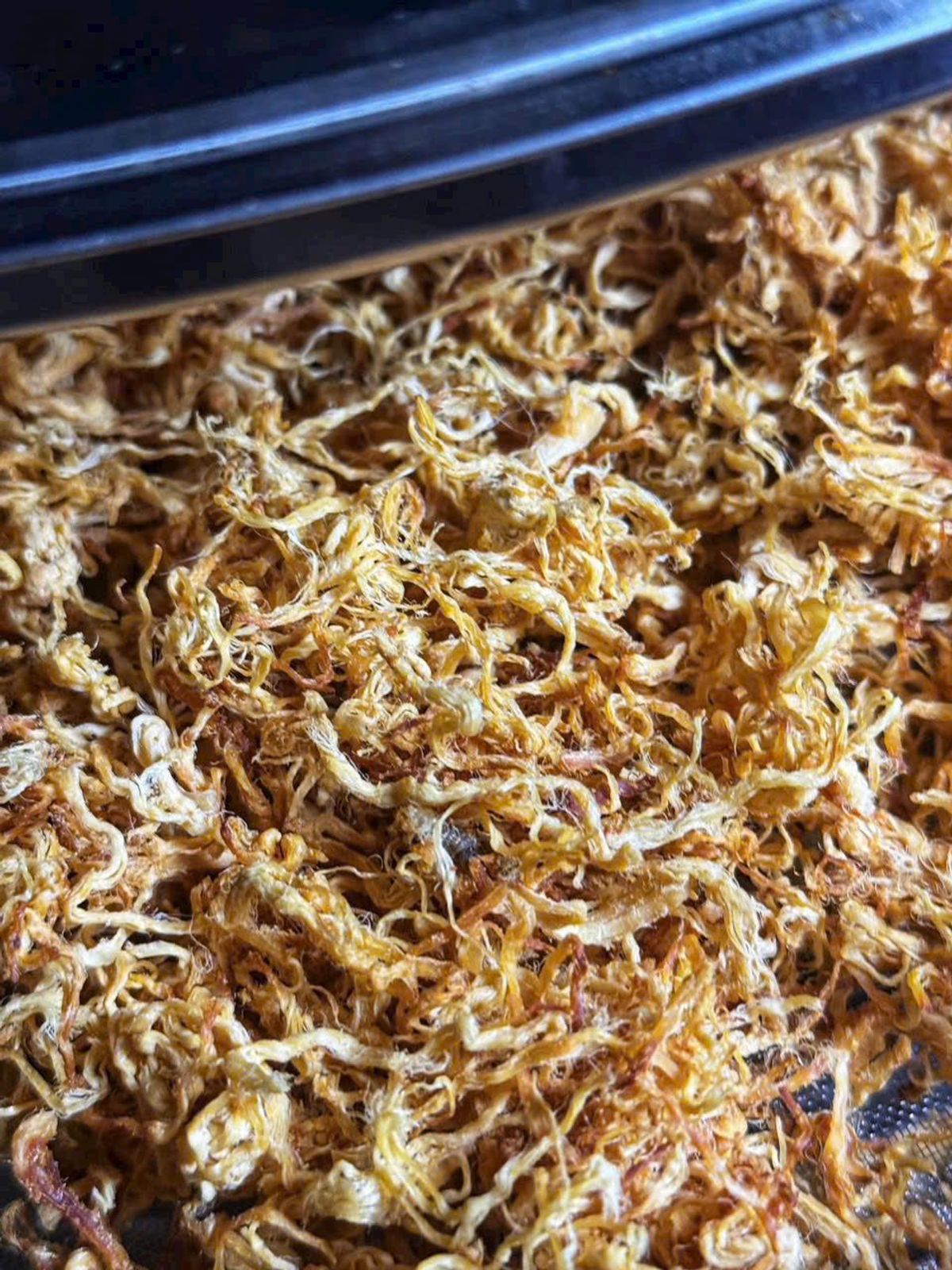 CHÀ BÔNG GÀ SẤY THƯỢNG HẠNG – TƠI MỀM VÀNG ÓNG 250G - WINNIE HOUSE CHÀ BÔNG GÀ SẤY THƯỢNG HẠNG – TƠI MỀM VÀNG ÓNG 250G - WINNIE HOUSE