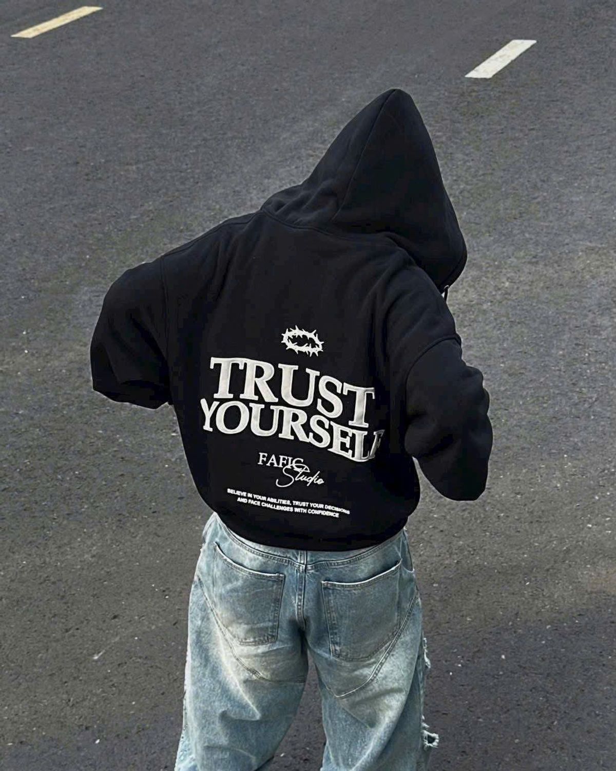 Áo khoác nỉ nam nón to TRUST YOURSEL Áo khoác nỉ nam nón to TRUST YOURSEL