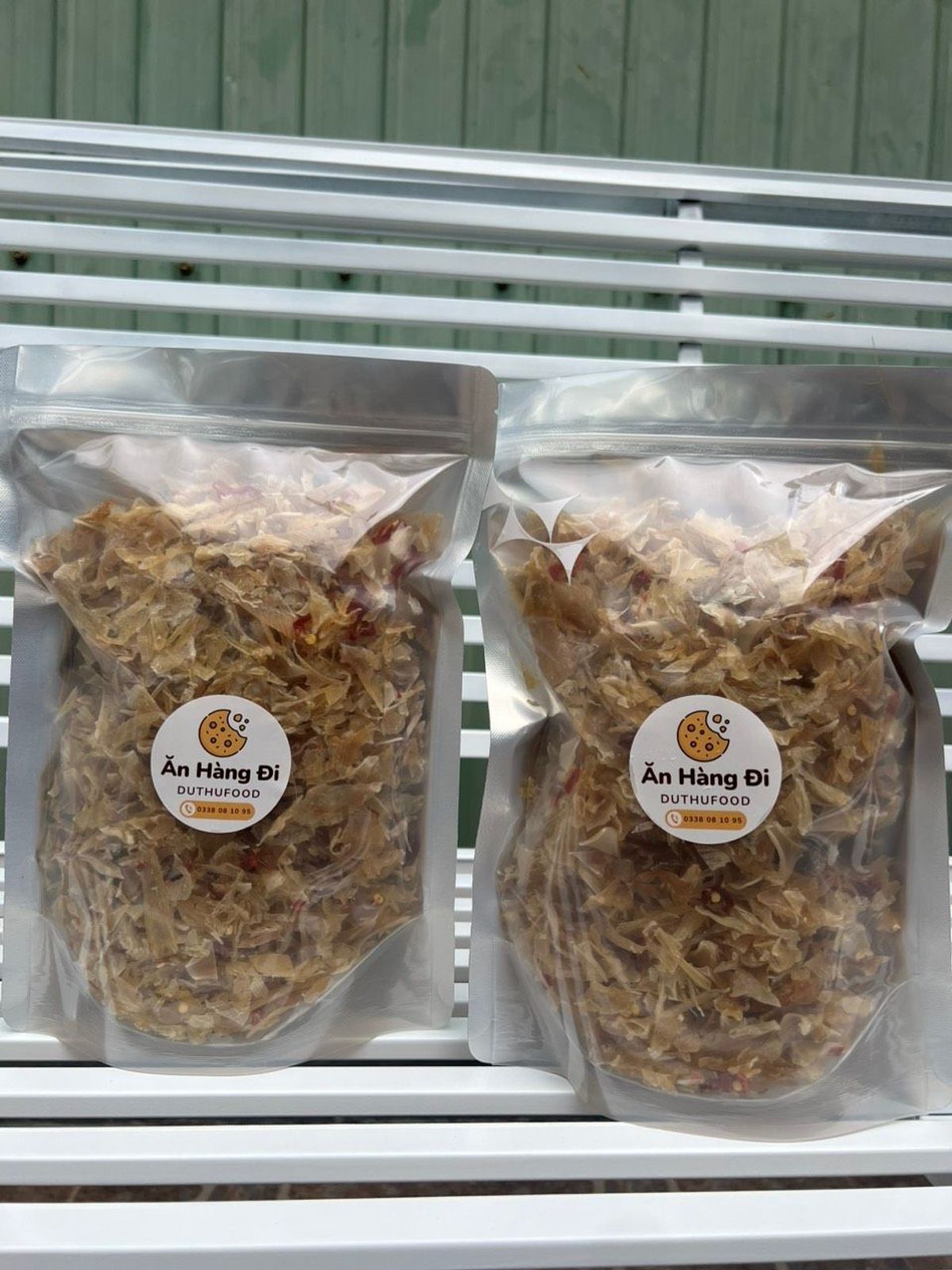 Vụn Vây Vi Cá Đuối 1KG - Thơm Mới, chế biến nhiều món ngon Vụn Vây Vi Cá Đuối 1KG - Thơm Mới, chế biến nhiều món ngon