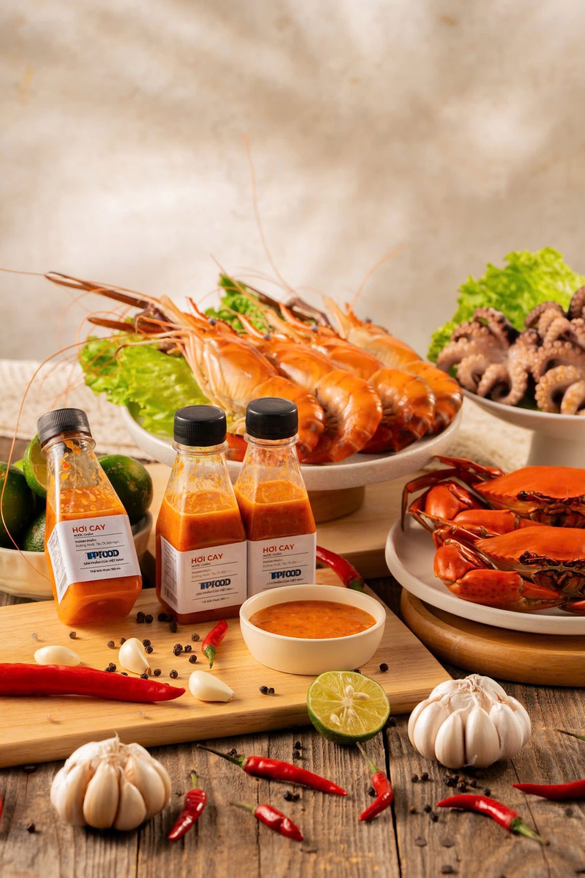 Sốt Chấm thần thánh,Nước chấm Muối Ớt Đỏ chấm hải sản - ốc - đồ nướng - bánh tráng - SỈ THÙNG 25 CHAI Sốt Chấm thần thánh,Nước chấm Muối Ớt Đỏ chấm hải sản - ốc - đồ nướng - bánh tráng - SỈ THÙNG 25 CHAI