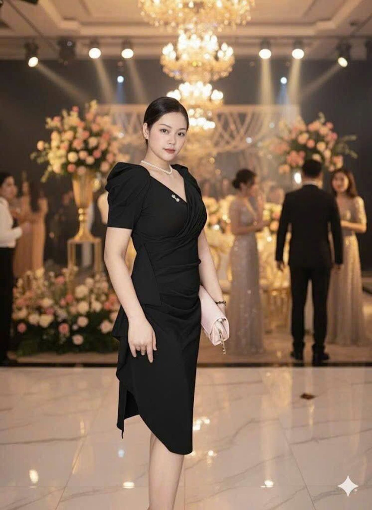 Đầm nhúng eo tay phồng mẫu dự tiệc sang trọng Đầm nhúng eo tay phồng mẫu dự tiệc sang trọng