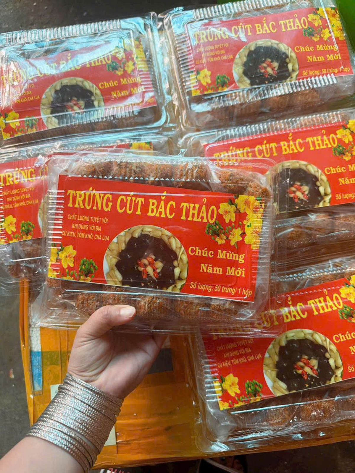 TRỨNG CÚT BẮC THẢO hộp 50 trứng (giao tphcm) TRỨNG CÚT BẮC THẢO hộp 50 trứng (giao tphcm)