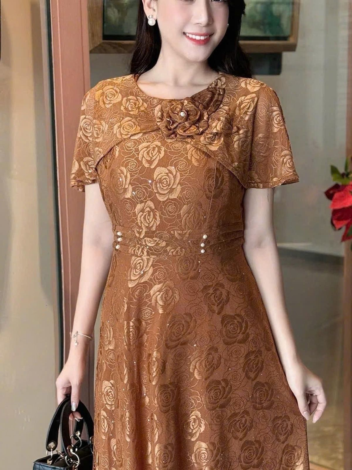 Đầm MAXI trung niên dự tiệc sang trọng vải thun lưới tặng mẹ co giãn tốt bigsize 75kg M705 Đầm MAXI trung niên dự tiệc sang trọng vải thun lưới tặng mẹ co giãn tốt bigsize 75kg M705