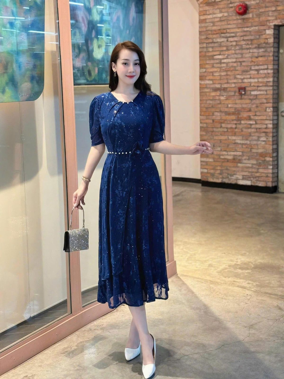 Đầm Midi trung niên dự tiệc sang trọng vải thun lưới tặng mẹ co giãn tốt bigsize 75kg M716 Đầm Midi trung niên dự tiệc sang trọng vải thun lưới tặng mẹ co giãn tốt bigsize 75kg M716