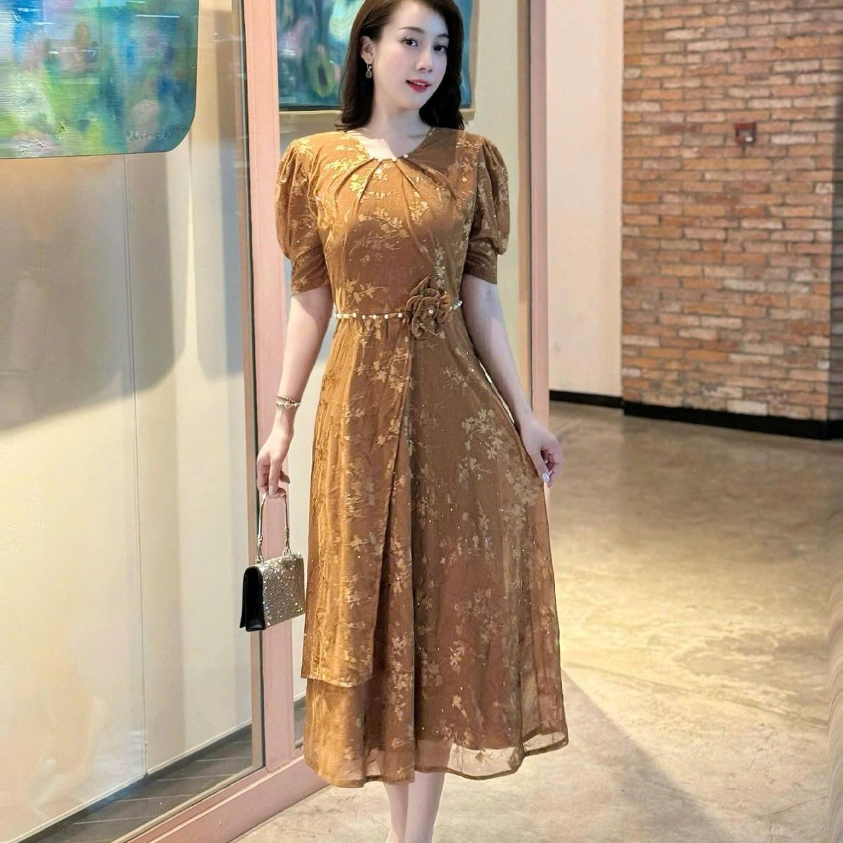 Đầm Midi trung niên dự tiệc sang trọng vải thun lưới tặng mẹ co giãn tốt bigsize 75kg M716 Đầm Midi trung niên dự tiệc sang trọng vải thun lưới tặng mẹ co giãn tốt bigsize 75kg M716
