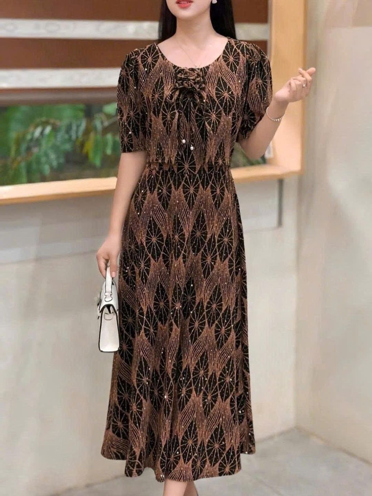 Đầm midi, dáng ngắn trung niên dự tiệc - công sở, vải thun nhũ phủ đá, kèm áo khoác may liền,mẹ co giãn bigsize M800 Đầm midi, dáng ngắn trung niên dự tiệc - công sở, vải thun nhũ phủ đá, kèm áo khoác may liền,mẹ co giãn bigsize M800