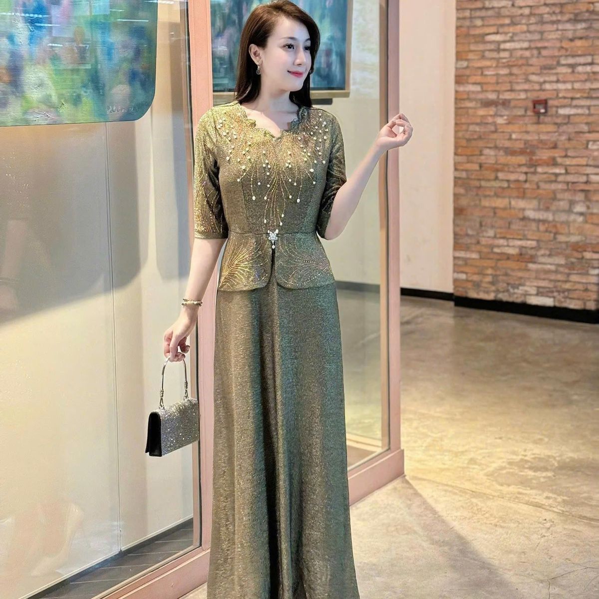Đầm dạ hội trung niên chất thun nhũ có lớp lót, co giãn cực tốt cho mẹ dự tiệc sang trọng bigsize cao cấp M715 Nữ Dress Đầm dạ hội trung niên chất thun nhũ có lớp lót, co giãn cực tốt cho mẹ dự tiệc sang trọng bigsize cao cấp M715 Nữ Dress