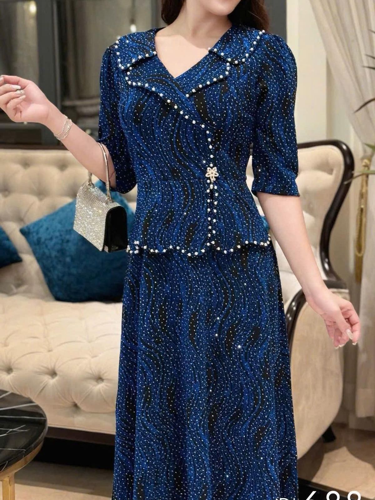 Đầm midi trung niên dự tiệc - công sở, vải thun nhũ cao cấp đính đá, tặng mẹ co giãn tốt bigsize M688 Đầm midi trung niên dự tiệc - công sở, vải thun nhũ cao cấp đính đá, tặng mẹ co giãn tốt bigsize M688