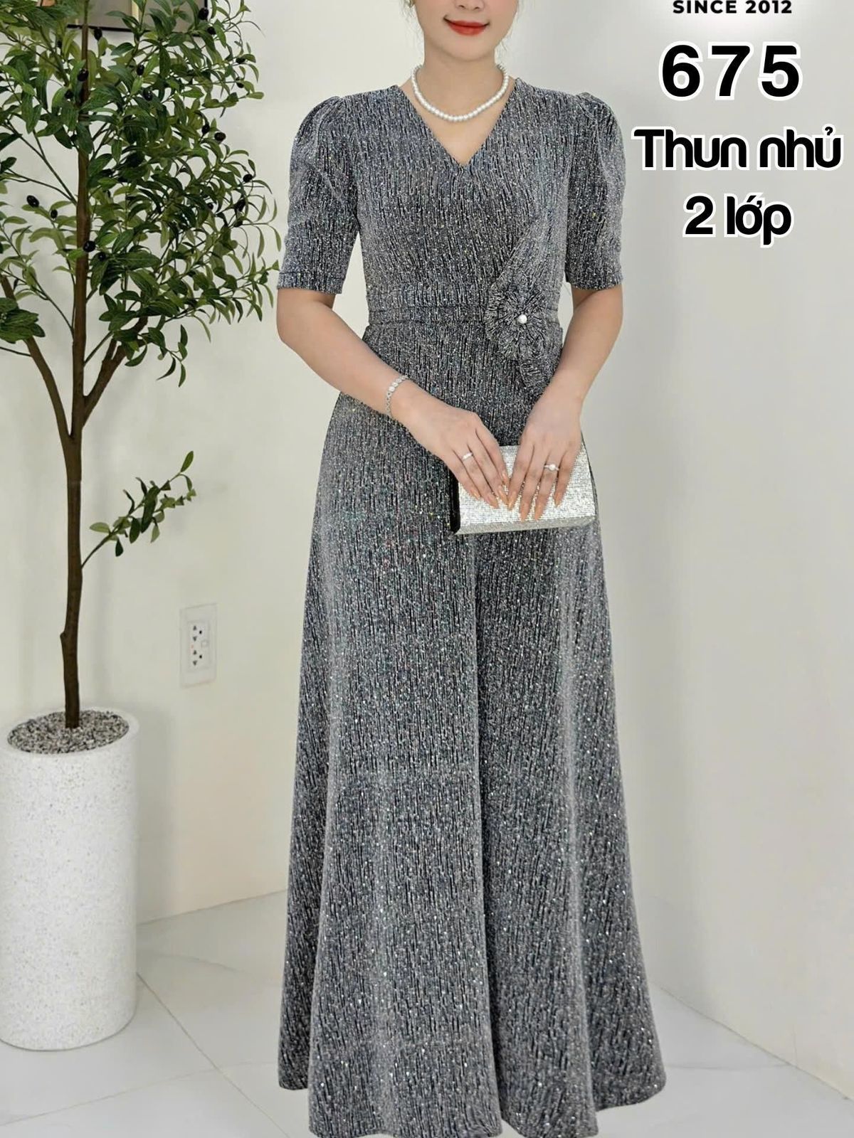 Đầm maxi trung niên dự tiệc sang trọng vải thun nhũ cao cấp đính đá, tặng mẹ co giãn tốt bigsize 80kg M675 Đầm maxi trung niên dự tiệc sang trọng vải thun nhũ cao cấp đính đá, tặng mẹ co giãn tốt bigsize 80kg M675