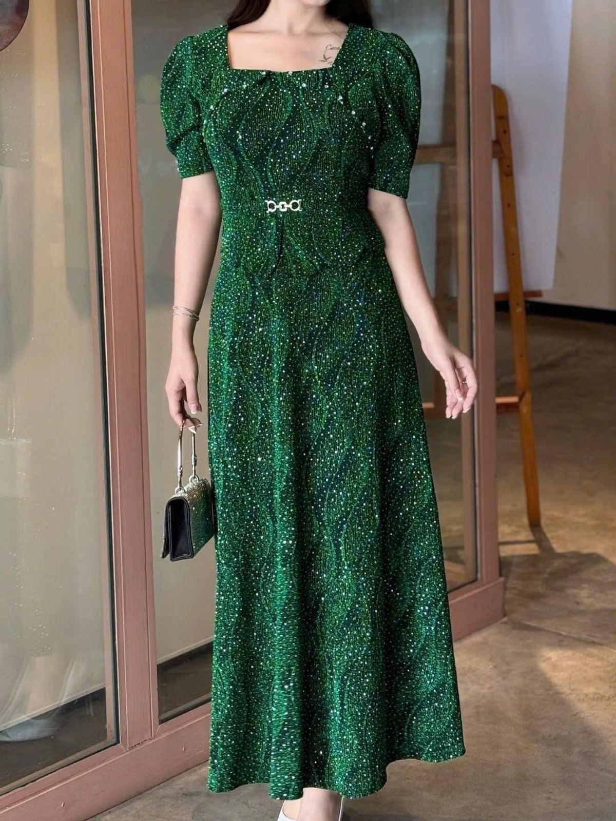 Đầm maxi trung niên dự tiệc - công sở, vải thun nhũ cao cấp đính đá, dáng peplum, tặng mẹ co giãn tốt bigsize M693 Đầm maxi trung niên dự tiệc - công sở, vải thun nhũ cao cấp đính đá, dáng peplum, tặng mẹ co giãn tốt bigsize M693