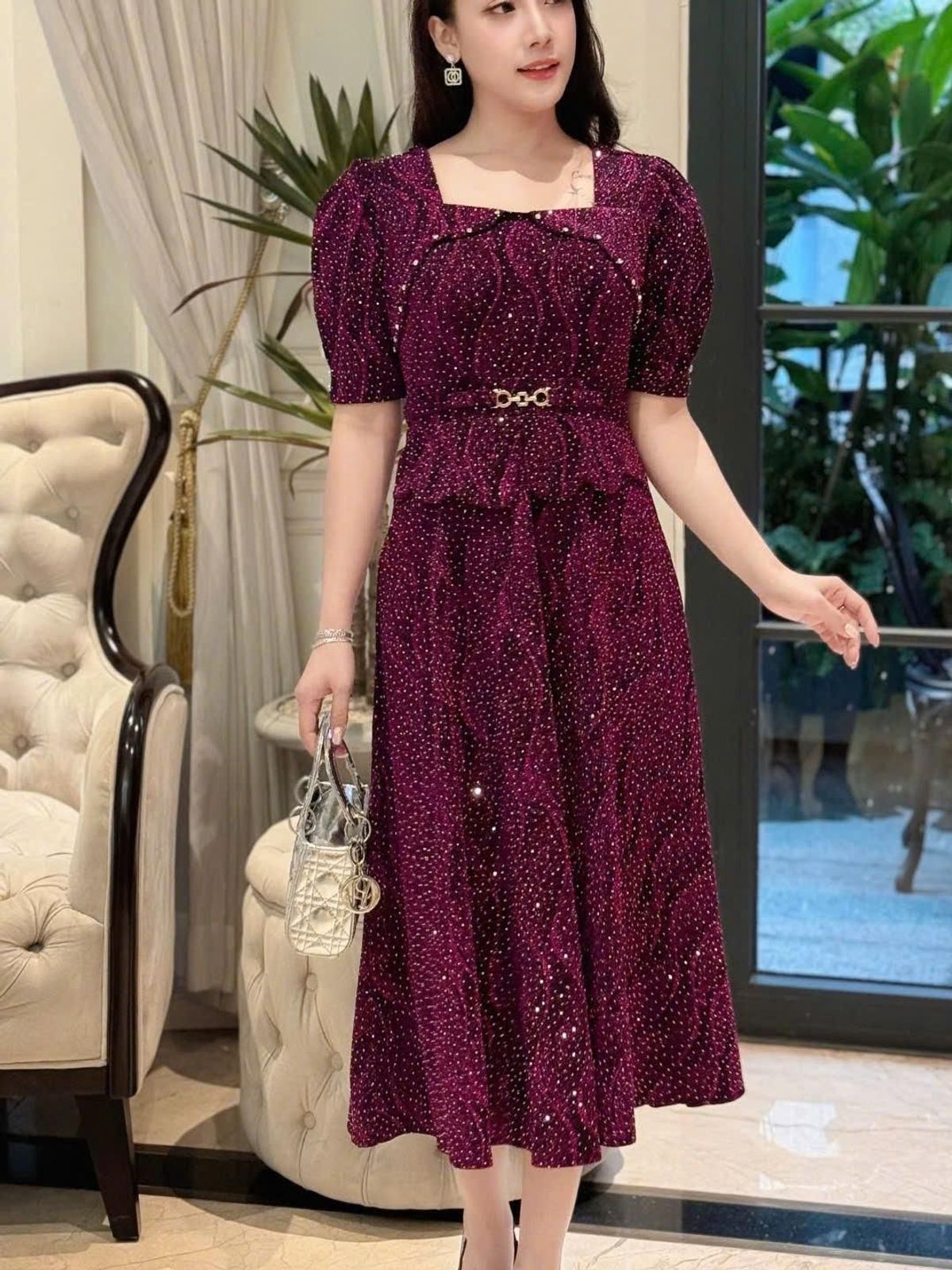 Đầm midi trung niên dự tiệc - công sở, vải thun nhũ cao cấp đính đá, tặng mẹ co giãn tốt bigsize M692 Đầm midi trung niên dự tiệc - công sở, vải thun nhũ cao cấp đính đá, tặng mẹ co giãn tốt bigsize M692