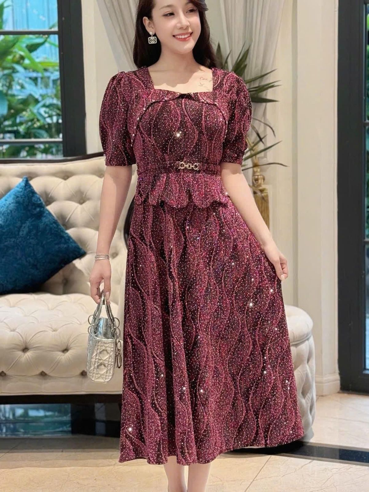 Đầm midi trung niên dự tiệc - công sở, vải thun nhũ cao cấp đính đá, tặng mẹ co giãn tốt bigsize M692 Đầm midi trung niên dự tiệc - công sở, vải thun nhũ cao cấp đính đá, tặng mẹ co giãn tốt bigsize M692