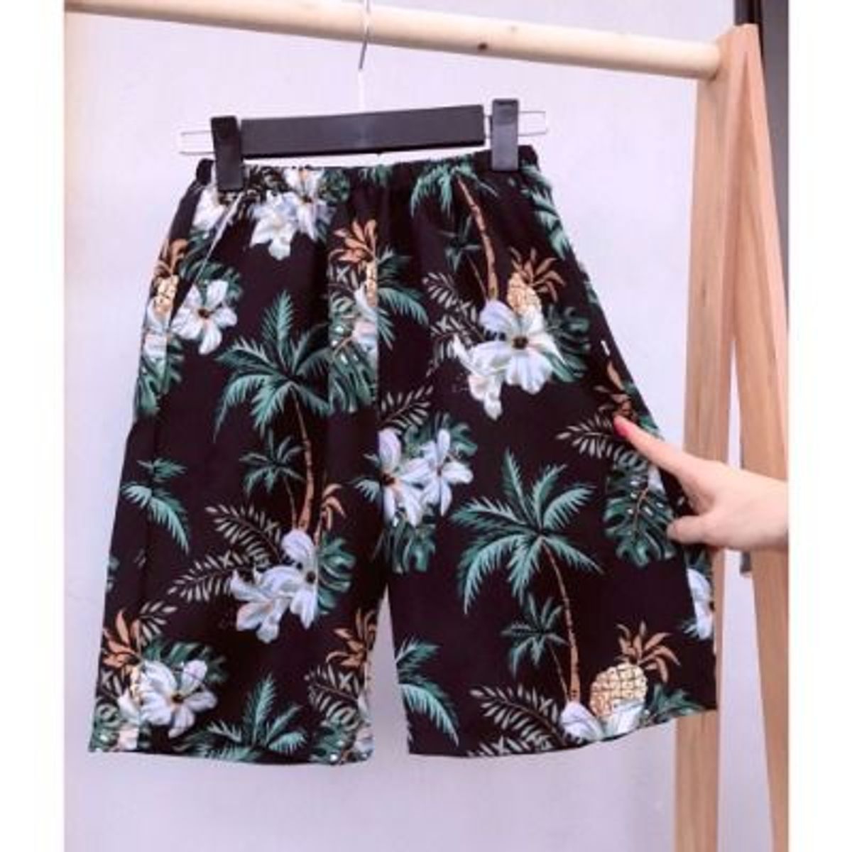 Quần ngố hoa lá đi biển chất kate thái cao cấp HÀNG HOT TREND Nhiều mẫu mã Size 35 đến 95kg Hà Đinh Quần ngố hoa lá đi biển chất kate thái cao cấp HÀNG HOT TREND Nhiều mẫu mã Size 35 đến 95kg Hà Đinh