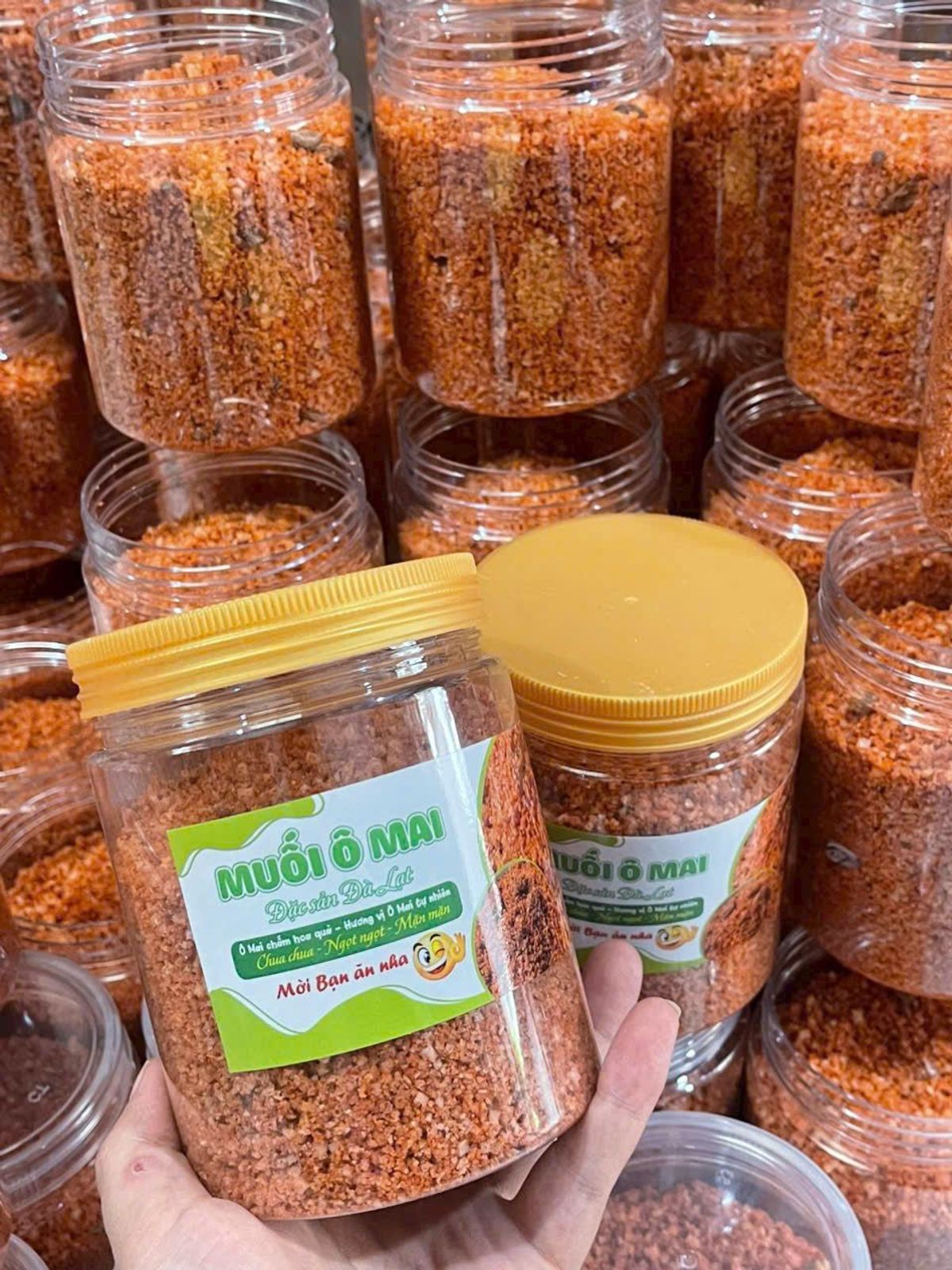 MUỐI XÍ MUỘI Ô MAI ĐẶC BIỆT 500G – CHẤM TRÁI CÂY CỰC CUỐN - WINNIE HOUSE MUỐI XÍ MUỘI Ô MAI ĐẶC BIỆT 500G – CHẤM TRÁI CÂY CỰC CUỐN - WINNIE HOUSE