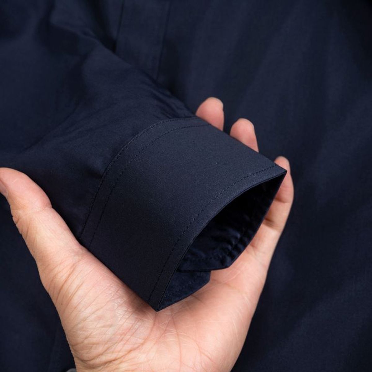 ÁO SƠ MI NAM TRƠN TUTO5 MENSWEAR SMT01 - SƠ MI TAY DÀI CÔNG SỞ COTTON , GẤP HỘP CAO CẤP THANH LỊCH, TRANG TRỌNG ÁO SƠ MI NAM TRƠN TUTO5 MENSWEAR SMT01 - SƠ MI TAY DÀI CÔNG SỞ COTTON , GẤP HỘP CAO CẤP THANH LỊCH, TRANG TRỌNG