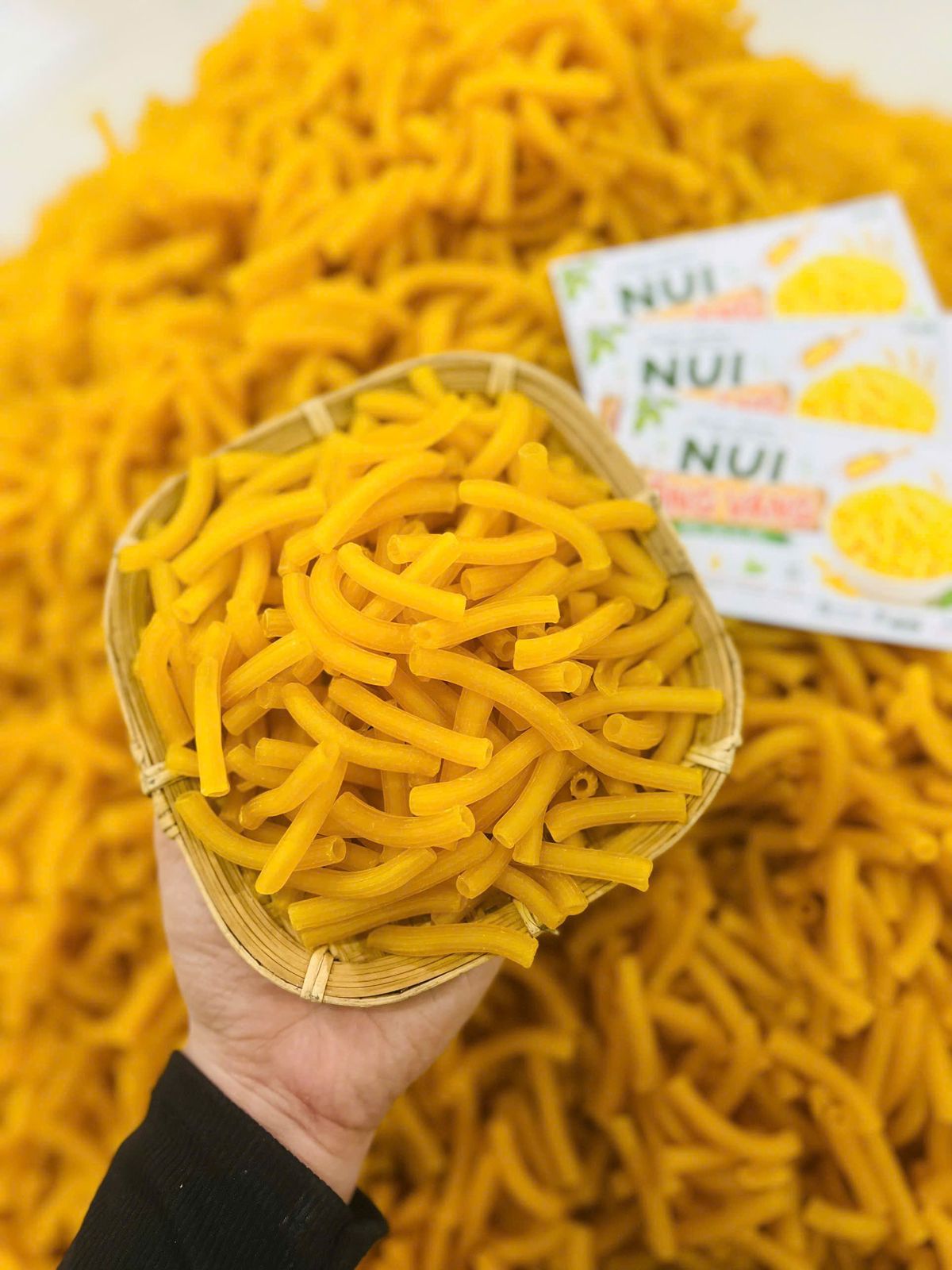 Nui Ống Vàng Đặc Sản Sa Đéc Thơm Ngon Cho Bữa Ăn Nhanh Gọn Nui Ống Vàng Đặc Sản Sa Đéc Thơm Ngon Cho Bữa Ăn Nhanh Gọn