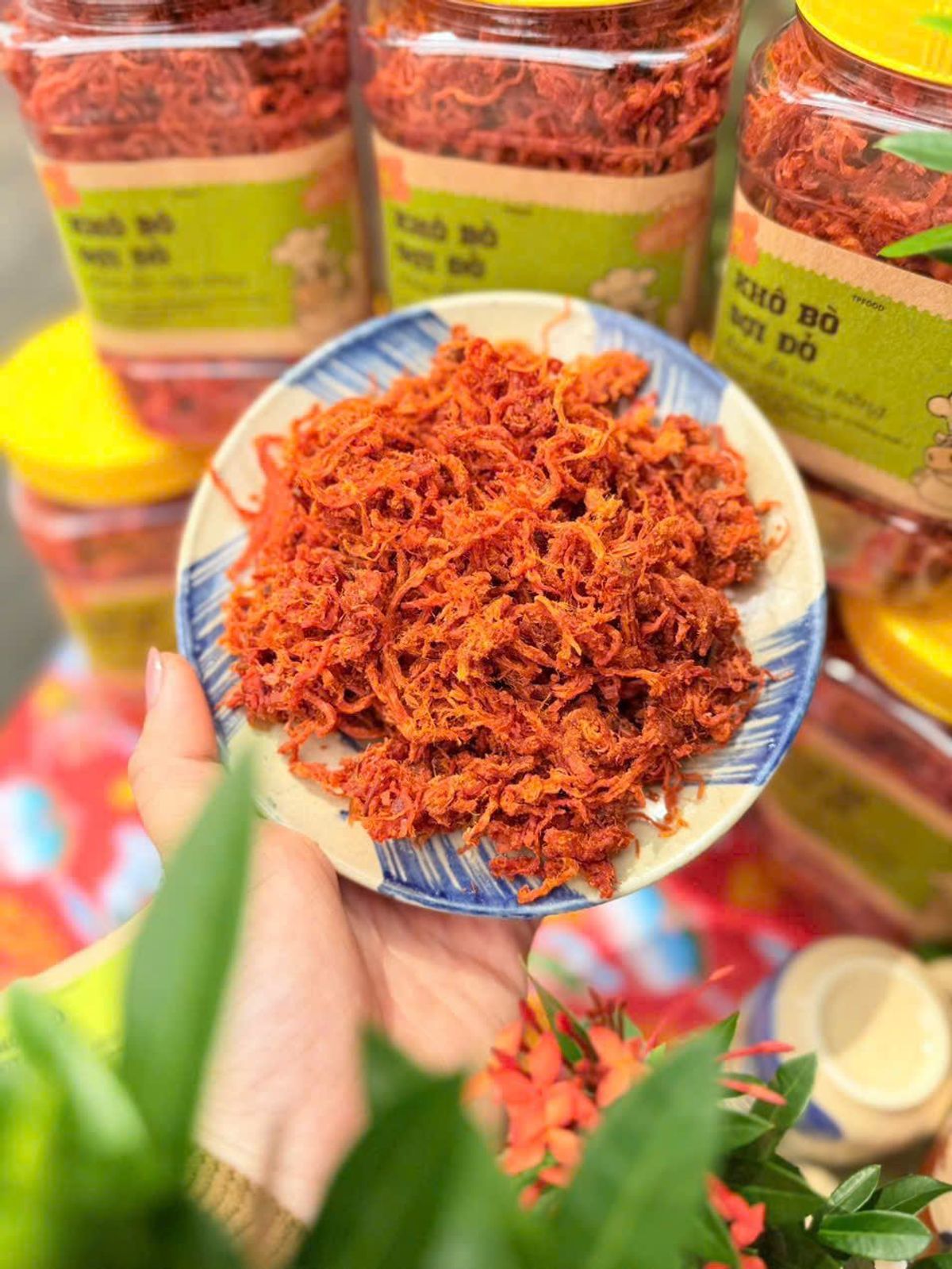 Khô Bò Sợi Đỏ Cay Thơm, Sợi Đậm Đà, Ăn Vặt Cực Cuốn 500g Khô Bò Sợi Đỏ Cay Thơm, Sợi Đậm Đà, Ăn Vặt Cực Cuốn 500g