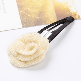 Kẹp tóc hoa hồng len