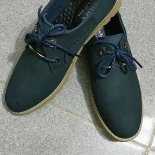 Giày dock xanh