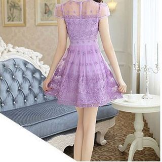 Đầm lưới thêu hoa tím nổi-dt31-e240