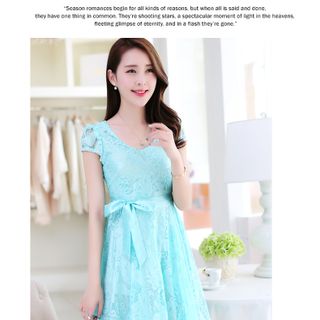 đầm ren xòe xanh ngọc nơ eo dt47-e250
