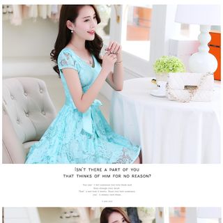 đầm ren xòe xanh ngọc nơ eo dt47-e250