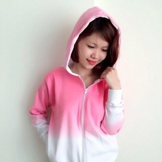 Áo khoác loang đủ màu