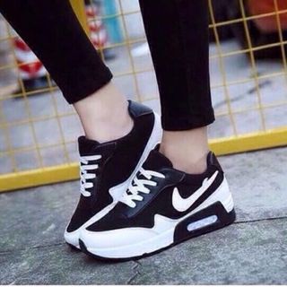 Giày đế nặng độn đế