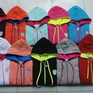 Áo khoác logo táo