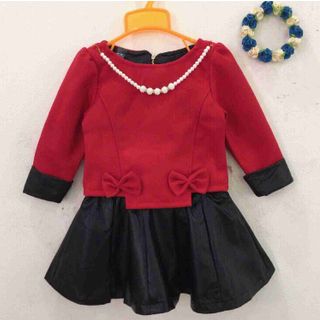 Set váy dạ da kèm vòng