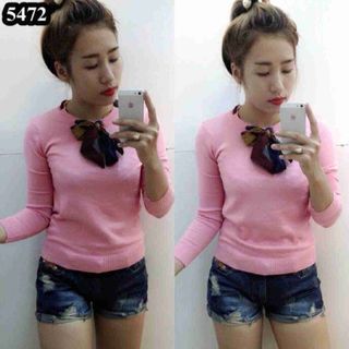 Áo len cổ nơ