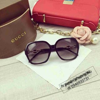 Mắt kính thời trang