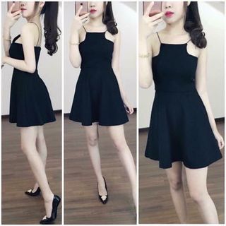 Đầm yếm xoè