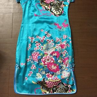 Sườn xám phi bóng
