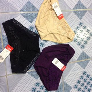 Quần lót nữ