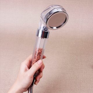 Bộ vòi sen nano lọc khuẩn tăng áp lực nước lên đến 300