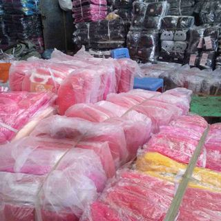 Chuyên sỉ quần áo người lớn trẻ em