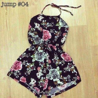 Jumsuit hoa
có 2 kiểu dây và yếm cột