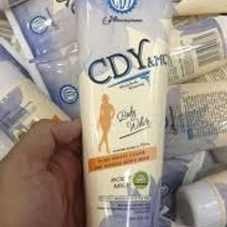 Kem duong body cdy trang da