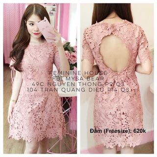 Đầm suông ren hoa mai cổ tròn tay con hở lưng