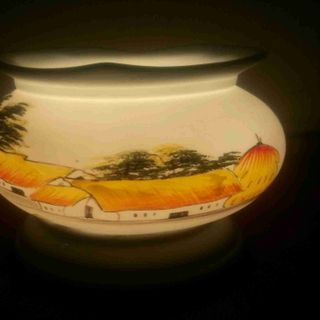 Đèn xông tinh dầu