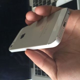 Apple iphone 5 16gb trắng quốc tế giá sỉ