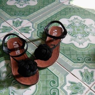 Saldan hoa nỉ quai chéo