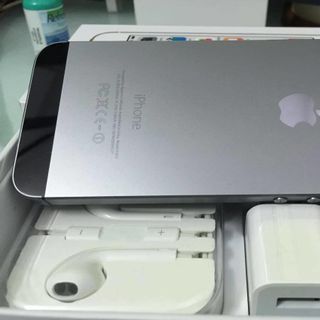 Iphone 5s 16gb màu xám phiên bản quốc tế hàng bên mỹ nguyên zin 100 mới 98 99