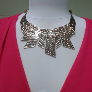 Dây chuyền thời trang