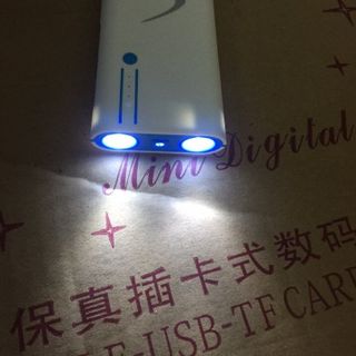 Sac du phong samsung 30000 mah 2 đèn cực sáng 3 lổ usb có đèn soi tiền giả dung luong chuan 8000mah