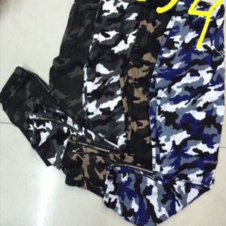 Quần jogger kaki phối khóa