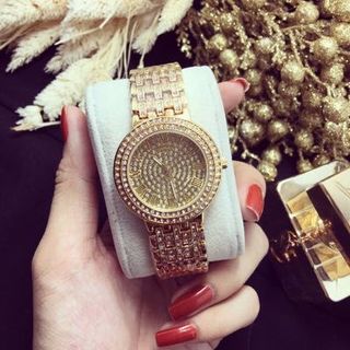 Guess nữ tràn hột